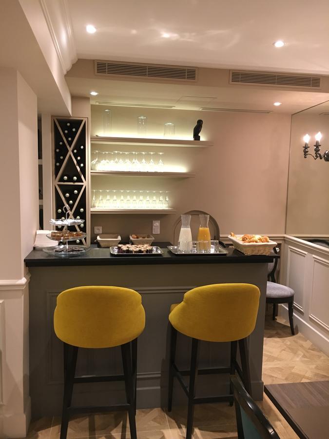 Hotel Saint Christophe Paris Exterior foto