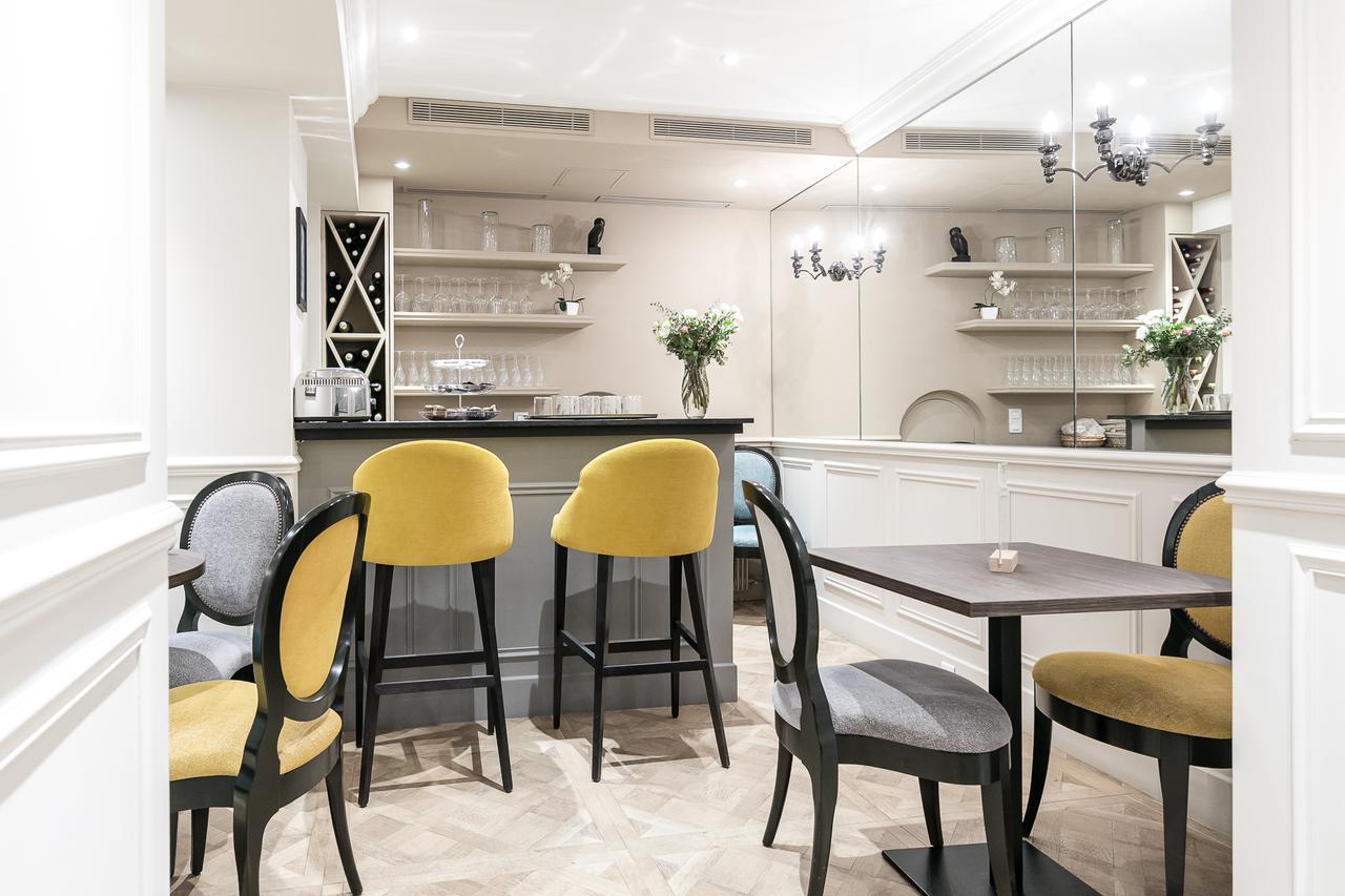 Hotel Saint Christophe Paris Exterior foto